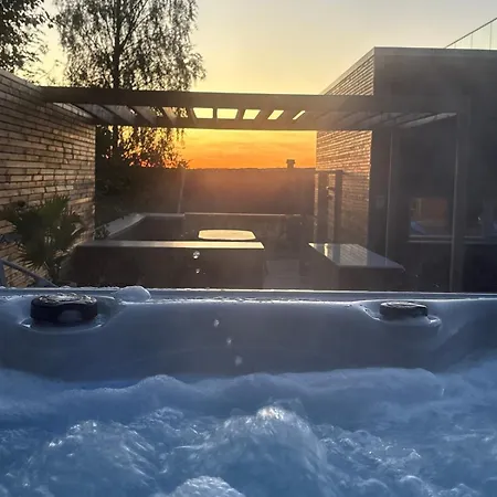 Funkisdrom With Pool Proximity To The